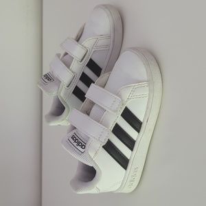 Toddler 6 Adidas shoes
